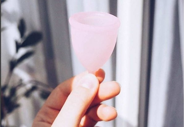 Jak vybrat menstruační kalíšek - rádce výběrem